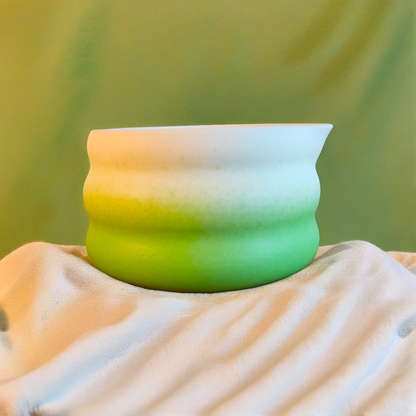 Handcrafted Matcha Bowl – Green & White Gradient
